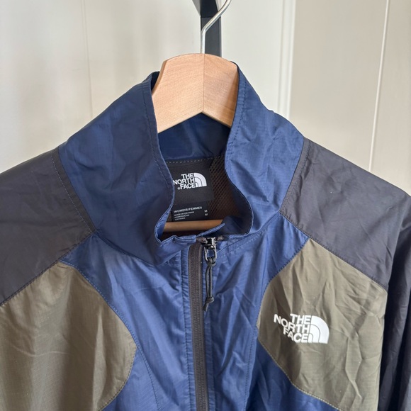 $160 The North Face Women's Med TNF X Jacket Blue Gray NWT Outdoor Performance